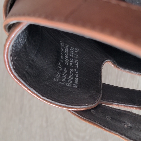 Dansko Heels - Picture 8 of 8